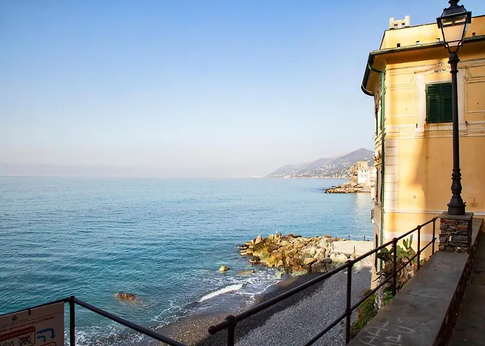Il Mare Di Da Un Oblò By Wonderful Italy Camogli
